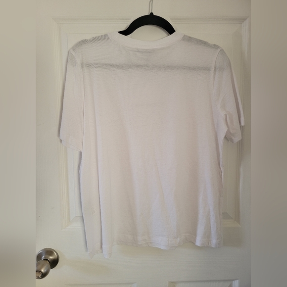 Zara White Graphic Tee - Picture 5 of 5